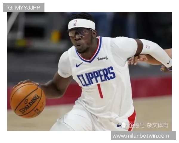 维拉纽瓦称里夫斯当前实力超越乔治引发热议 维拉纽瓦称里夫斯当前实力超越乔治引发热议