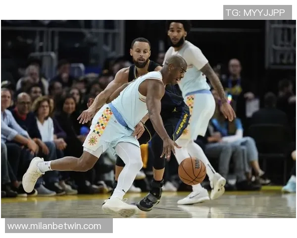 勇士调侃巴恩斯三分球失准如16年重现赛场瞬间