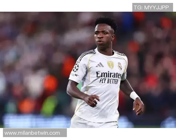 西媒报道皇马11月仅一场主场赛五连客后重返伯纳乌